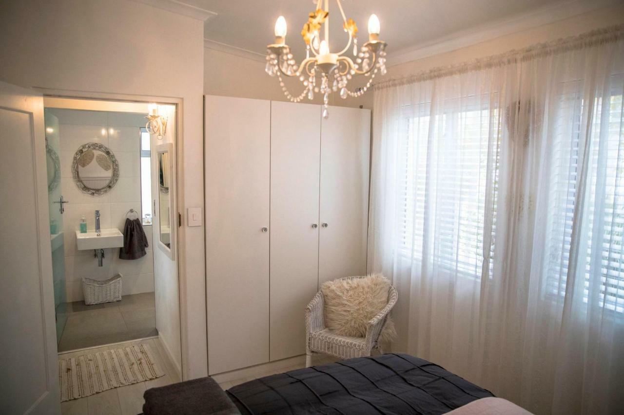 Palm Villa Cottage Kommetjie Eksteriør bilde